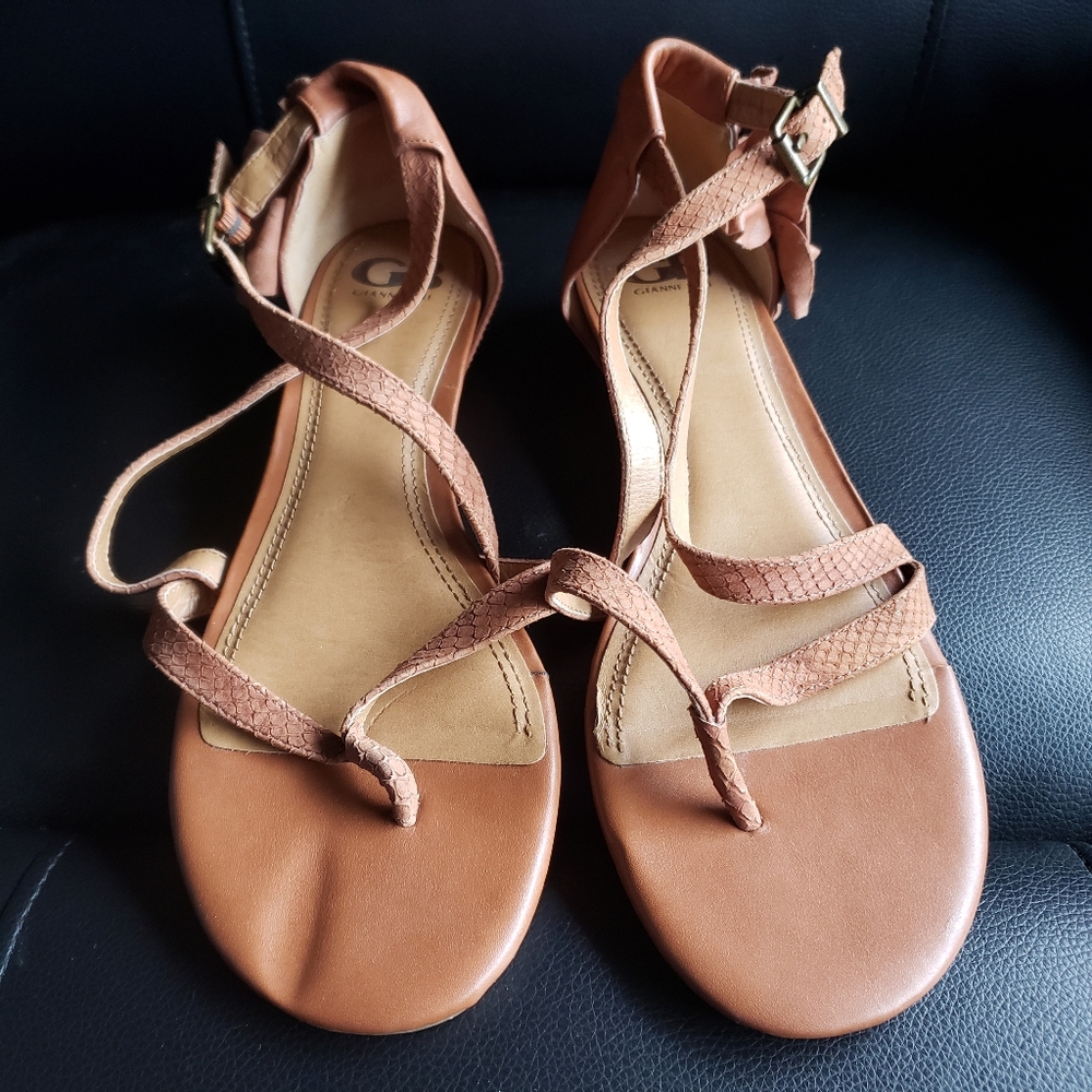 Gianni Bini 3D Flower Strappy Thong Slingback Flat Sandal Brown Leather Size 11